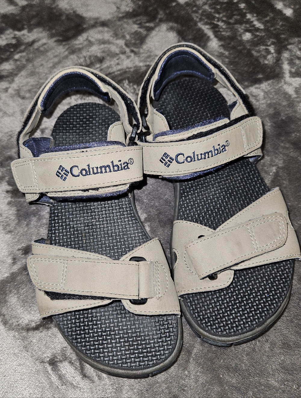 Columbia Whidbey Womens Beige and Black Hook-and-Loop Sandals Sz6 Gorpcore Trail